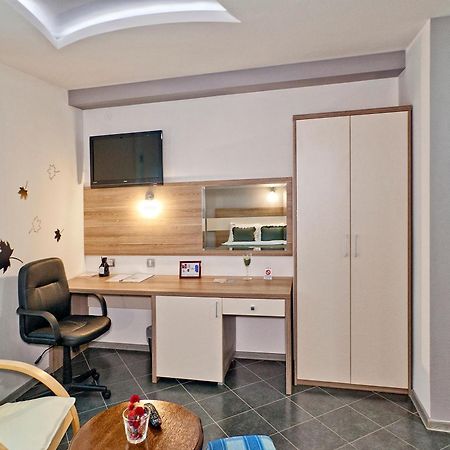 Garni Hotel Lama Kragujevac Extérieur photo