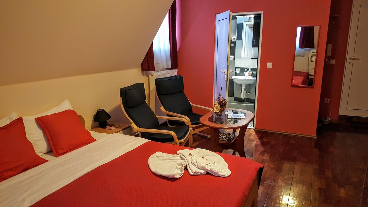 Garni Hotel Lama Kragujevac Extérieur photo