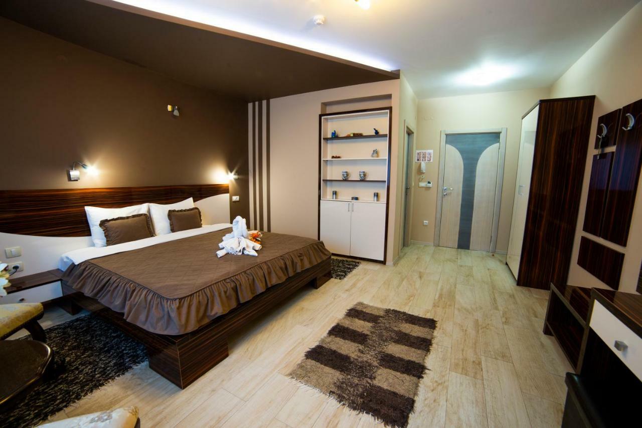 Garni Hotel Lama Kragujevac Extérieur photo